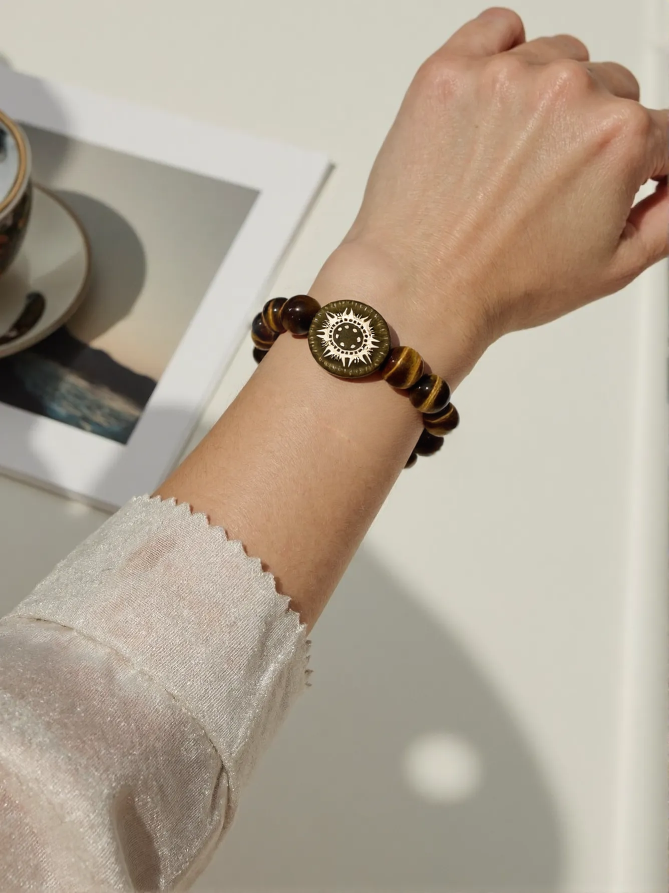 theChakraCrystal bracelet with healing crystals